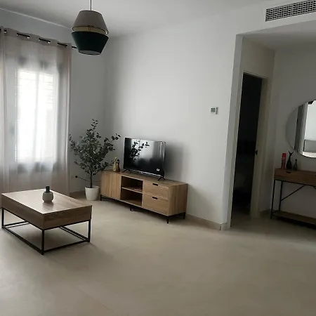 Instant House Apartment *